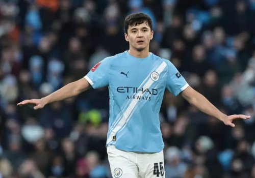 Husanovni ikki klub nishonga oldi!