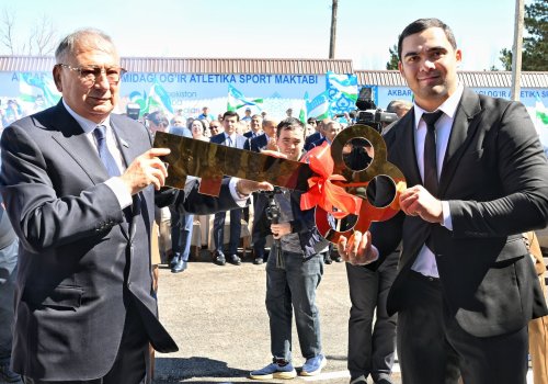 Открылась специализированная спортивная школа тяжёлой атлетики имени Акбара Джураева