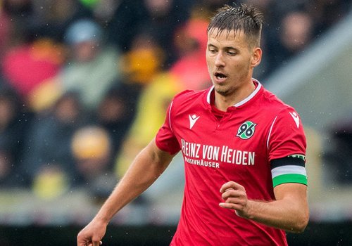 Олмалиқда туғилган футболчи трансферини Манчестер ва Мадрид суперклублари сўради