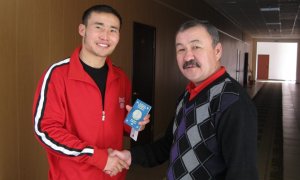 Қозоғистонлик мураббий ўзбек боксчиларига тан берди!