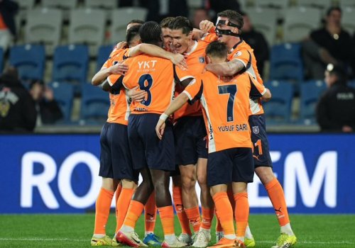 Shomurodov dubly qayd etgan o‘yinda uning harakatlarida qanday baholandi?