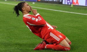 Фотима машҳур юлдузни боласини ташлаб кетганликда айблади