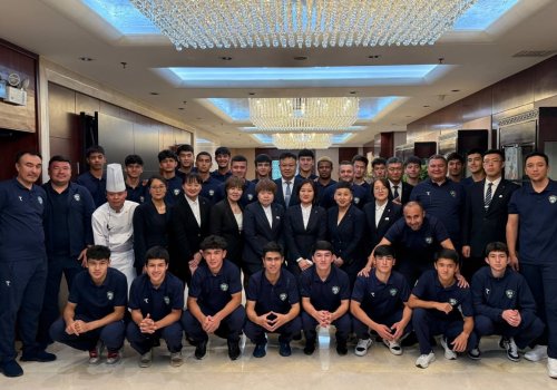 Сборная Узбекистан U-16 прибыла в Китай.