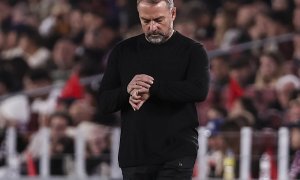"Реал"дан мағлубиятга учраган Флик энди "Барса" ўйинига академиядаги футболчиларни қўяди